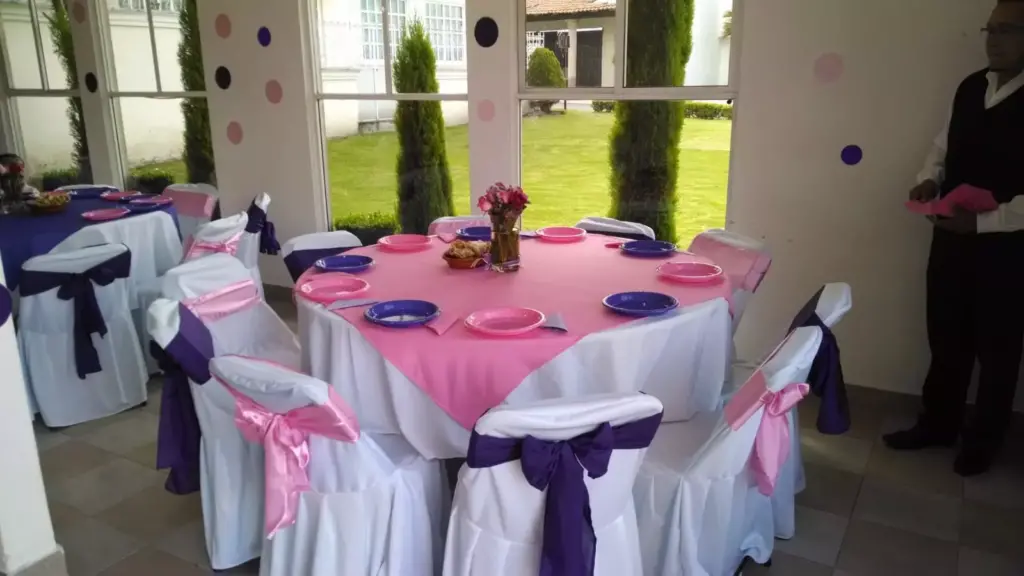 renta de mesas y sillas