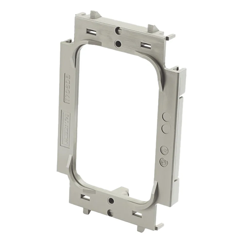 Adaptador Atornillable para Faceplate para Canaleta T70