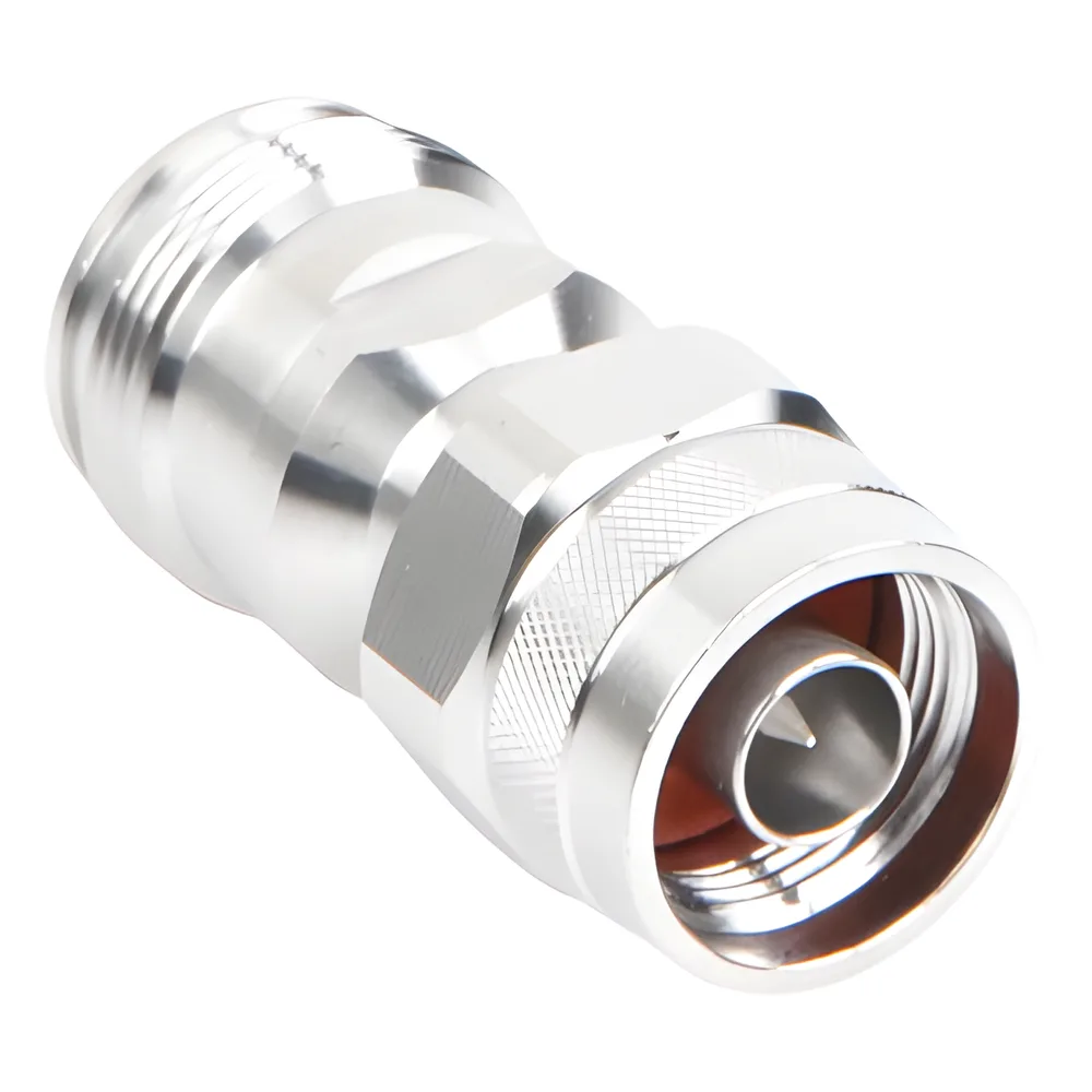 Adaptador en Línea de Conector 4.3-10 Hembra a N Macho, Bronce Blanco/ Plata/ Teflón. – vista 3