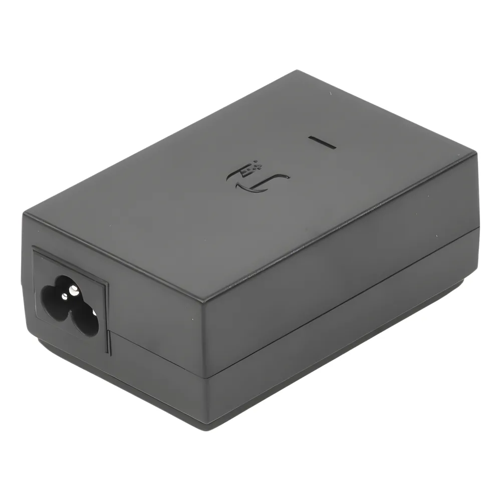 Adaptador PoE Ubiquiti de 24 VDC, 1.0 A con puerto Gigabit – vista 4