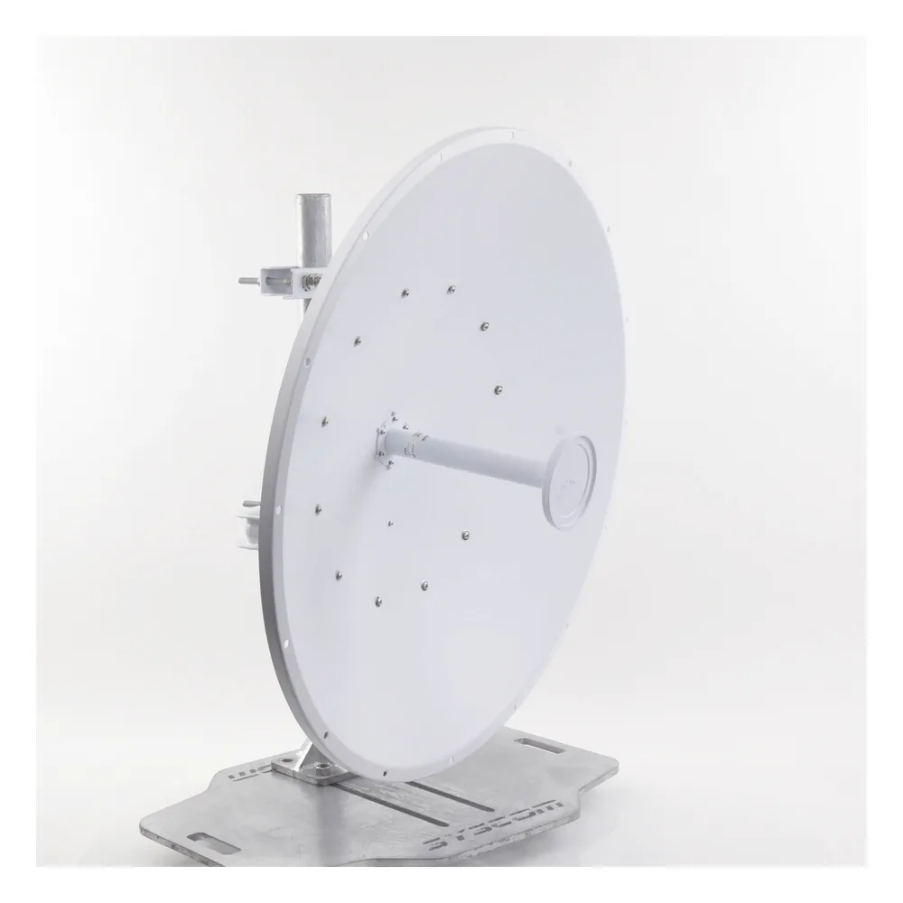 Antena Direccional airFiber X, ideal para enlaces Punto a Punto (PtP), frecuencia 5 GHz (4.9 - 5.8 GHz) de 34 dBi slant 45 – vista 4