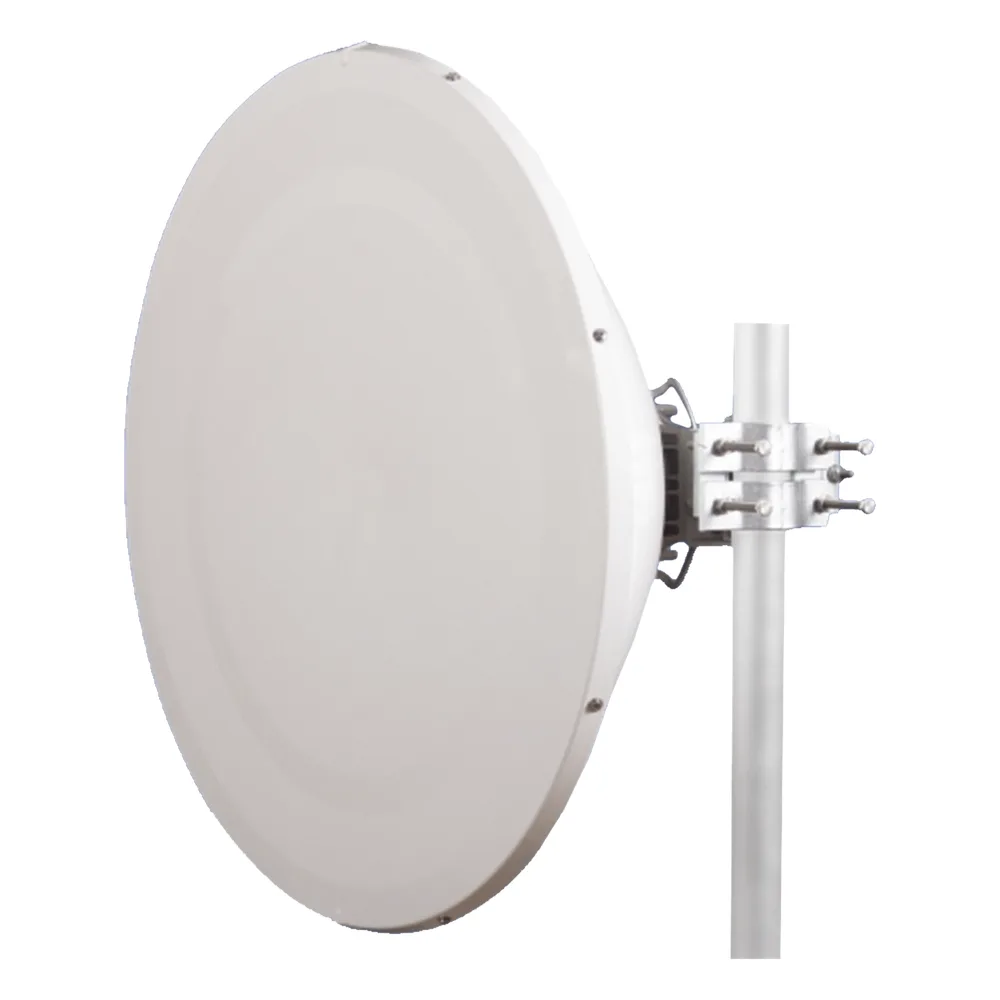 Antena direccional Alto Rendimiento / Parábola profunda para mayor aislamiento al ruido /4 ft / Guía de onda  para radio B5x y C5x / Ganancia de 35 dBi / Soporte de acero inoxidable / Polaridad en 90 ° y 45 ° / Incluye montaje.