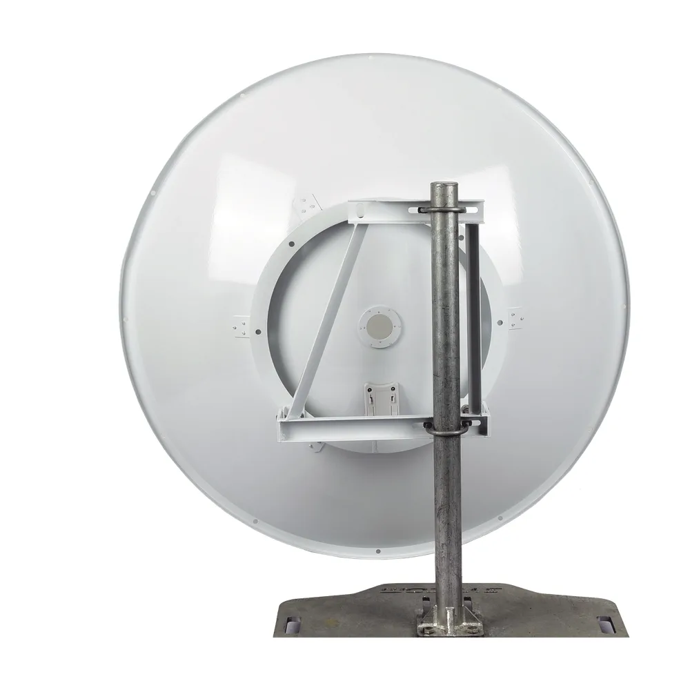 Antena direccional para radios C5x, C6x, B5x / Guía de onda para maximizar la conexión en transmisión / 4.9 - 6.5 GHz / 4ft / Ganancia de 36 dBi / Montaje incluido. – vista 4