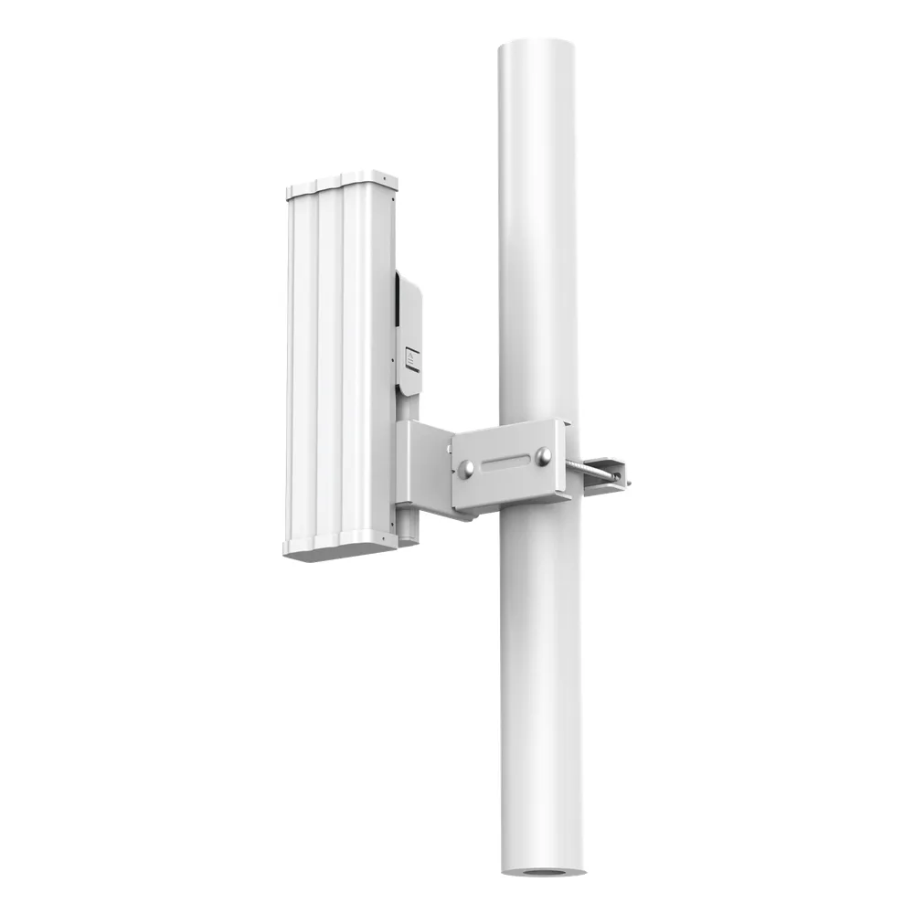 Antena Sectorial AirMetro / 120° 16 dBi / 5 GHz (5150-5850 MHz) / MIMO 2x2 Slant 45° / Enlaces Multipunto / Alcance 5 km (3.1 mi) / IP55 -40°C a +80°C / Conectores SMA Hembra Inverso – vista 4