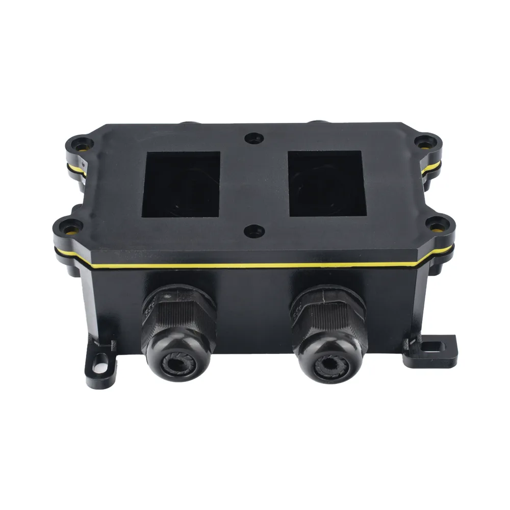 Caja de Plástico ABS/PA66 para Interruptores AccessPRO /  Compatible con los Interruptores APB-0 Series / IP65 / 4 Puertos de Conexión – vista 3