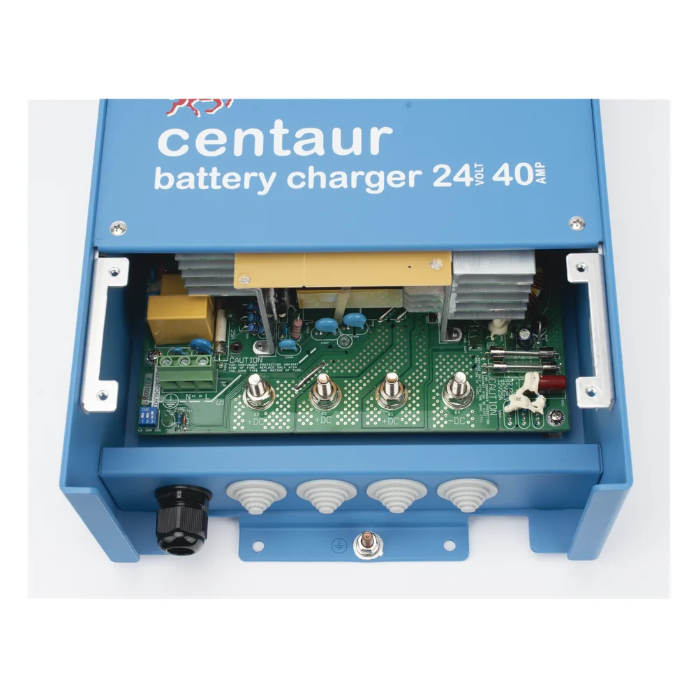 Centaur 24/40 / Cargador de Baterías 24V, 40A / Para Ambientes Marinos y Terrestres. /  Bancos de 160 a 400 Ah – vista 9