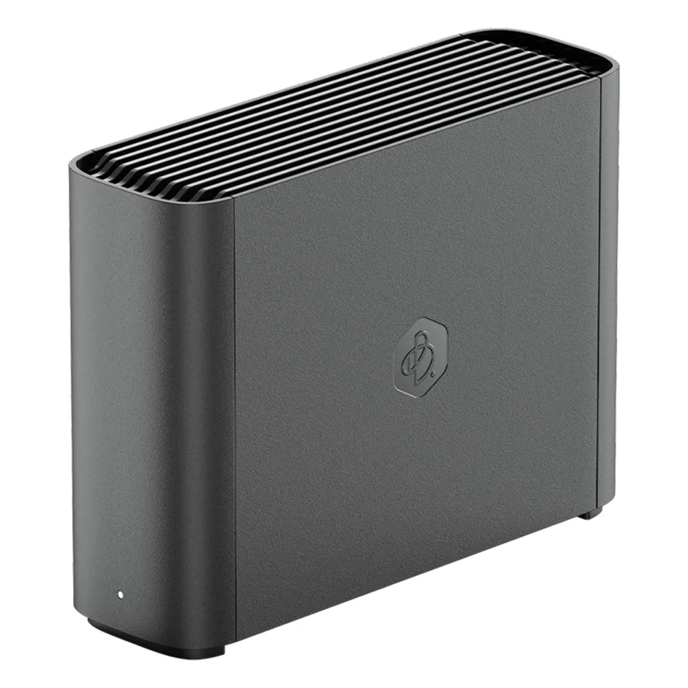 Dispositivo de Almacenamiento BeeStation | 4 TB | CPU Realtek RTD1619B | RAM DDR4 1 GB | Puertos USB-A y USB-C 3.2 | Puerto LAN 1 GbE | Compatibilidad con Windows, macOS, iOS y Android | Certificaciones FCC, CE, UKCA, BSMI, RCM, EAC, KC, VCCI, BIS. – vista 4