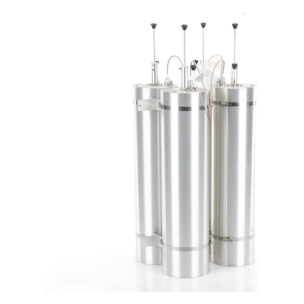 Duplexer Pasa Banda-Rechazo de Banda, 144-174 MHz, 4 Cavidades de 6.625" Diámetro, 500 KHz, 400 Watt, BNC Hembras. – vista 3