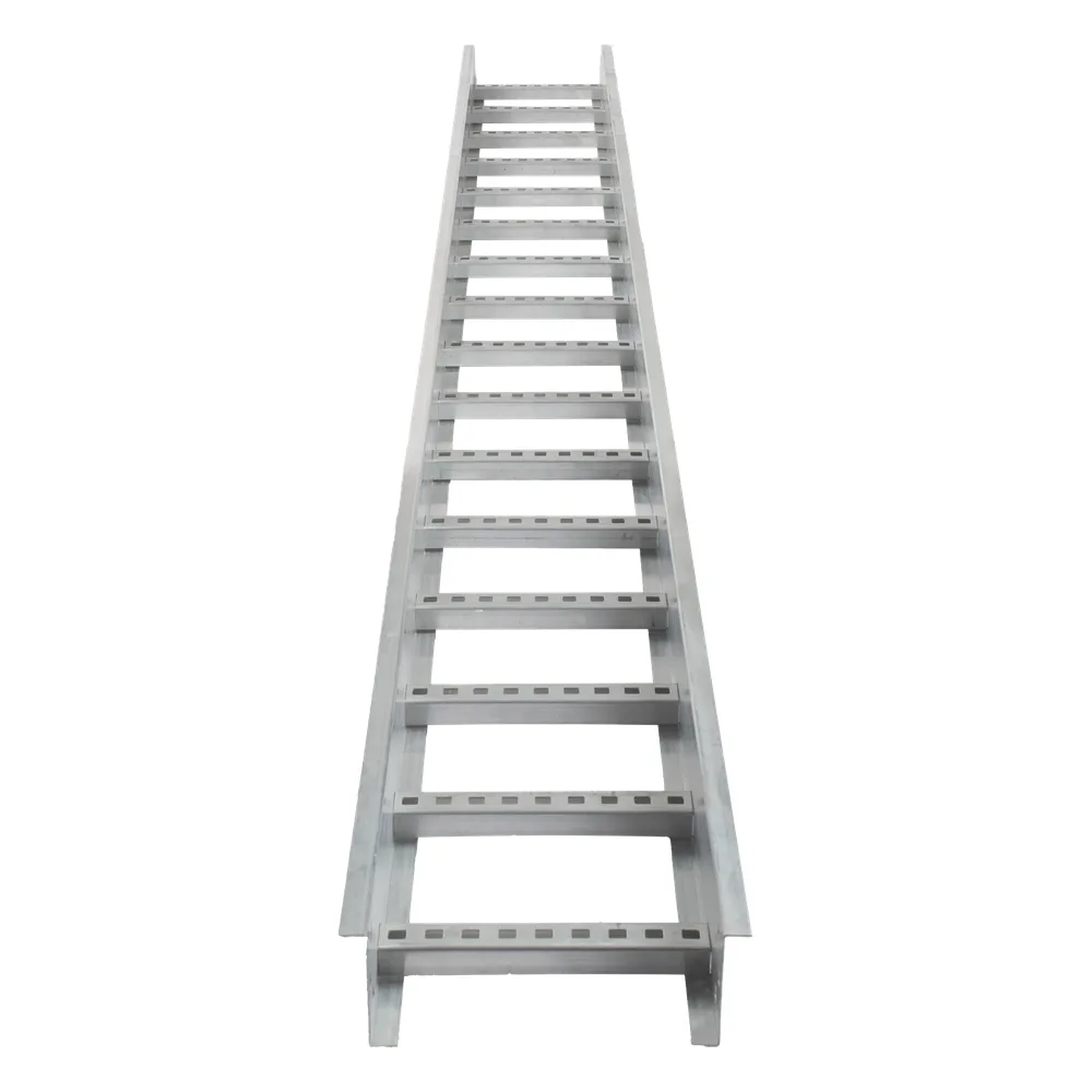 Escalera de Aluminio Portacables / Perfil Z / Peralte 3 1/4" /Paso 9" / Ancho 9" / 3.66 metros / Capacidad Máx. 205 Cables / Incluye Cople Union y Tornillería