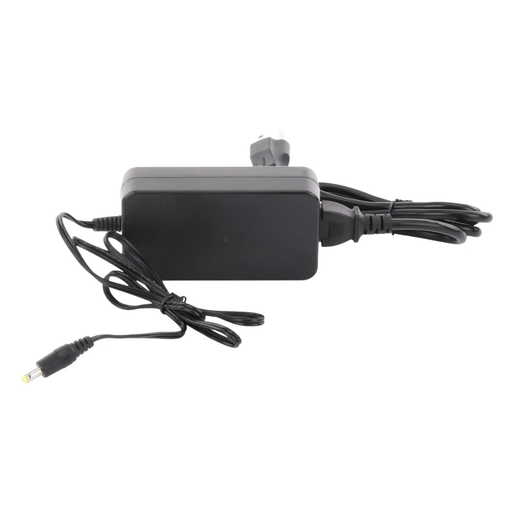 Fuente de poder con Cables de Extensión para Mayor Alcance 12 Vcc / 5 Amperes / Profesional / 0.5 metros a la toma de alimentación / 0.5 metros a la conexión del dispositivo – vista 2