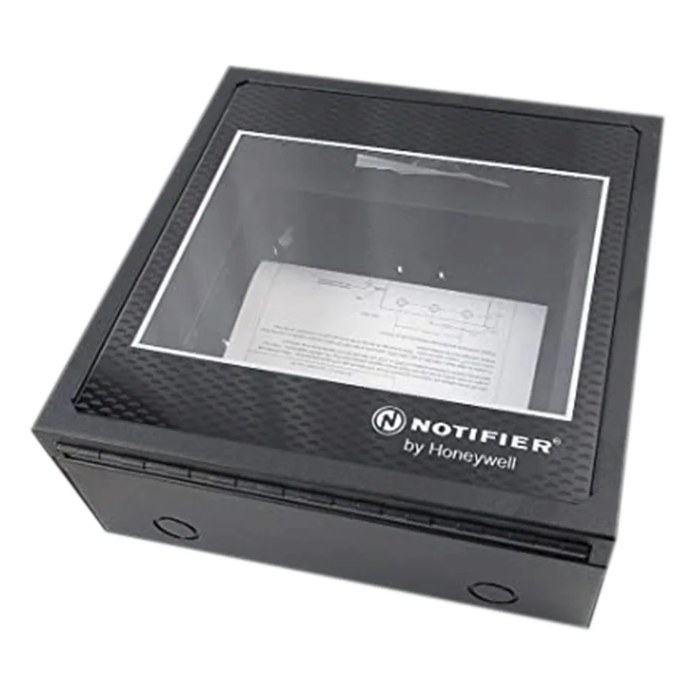 Gabinete de montaje en superficie para anunciador NCA-2 y módulo de red NCM, color negro