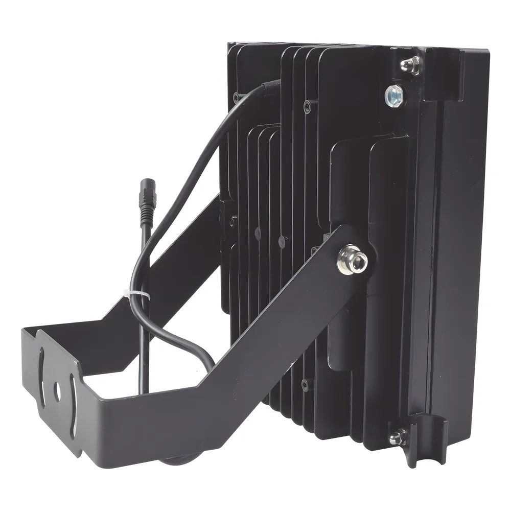 Iluminador IR / Cobertura 90° / 60 Metros de Iluminación / ANTIVANDALICO / IK10 – vista 2