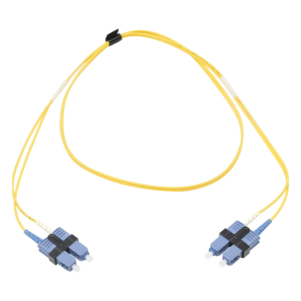 Jumper de Fibra Óptica Monomodo (OS2), XGLO, SC/UPC-SC/UPC Duplex, OFNR, Color Amarillo, 1 Metro (3.28 Pies)