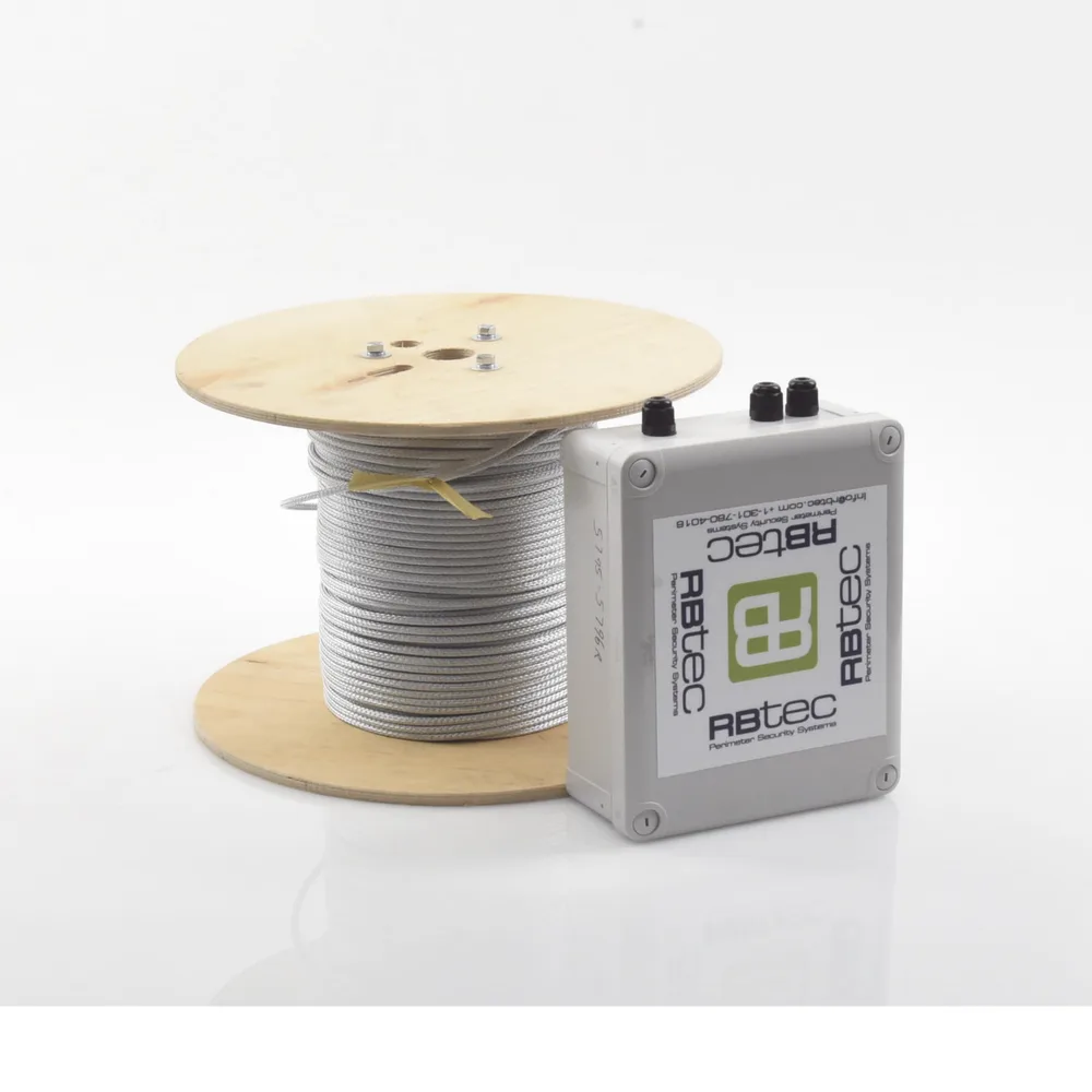 Kit de Cable Sensor Perimetral IRONCLAD para Cercas Ciclónicas / 152 METROS / 1 ZONA / Sin Falsas Alarmas por Viento / TODO Incluido/TARJETA LPU400/ Calibración por Software – vista 5