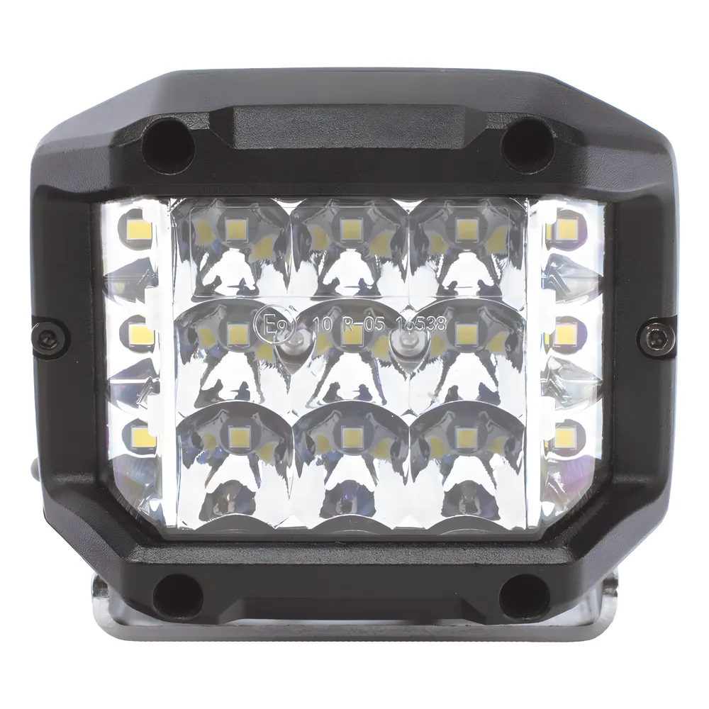 Luz de Trabajo de 15 LED, 1,700 Lumens, 110 Grados, 12-24 VCD