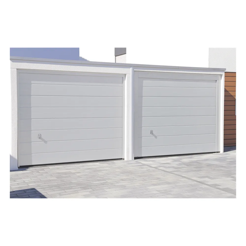 Puerta de Garage de Alta Calidad / Linea Central / Color Blanco 12X7 pies, AISLADA, Estilo Americana.