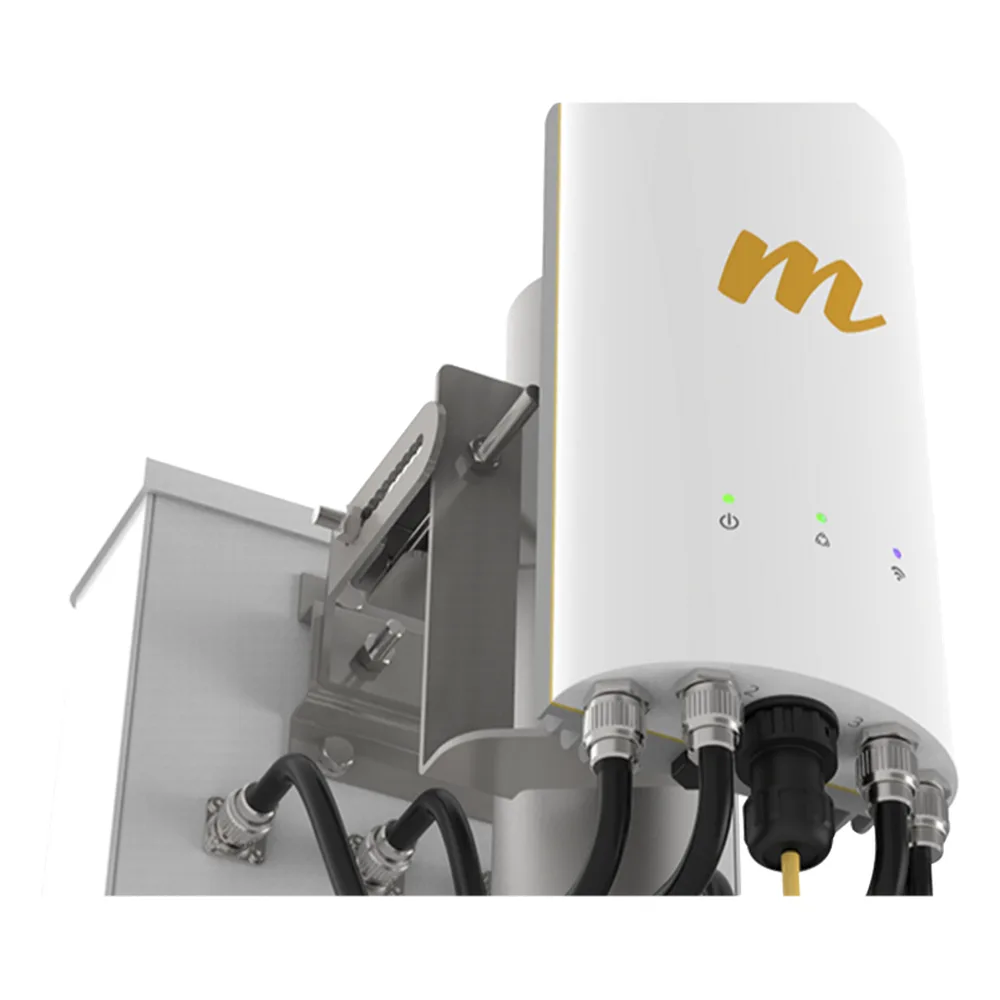 Punto de Acceso de 1.5 Gbps / MU-MIMO 4x4 / 4.9-6.4 GHz / 4 Conectores N-hembra / Hasta 100 clientes concurrentes / Incluye POE y cable de alimentación / Soporta monitoreo en la nube – vista 2