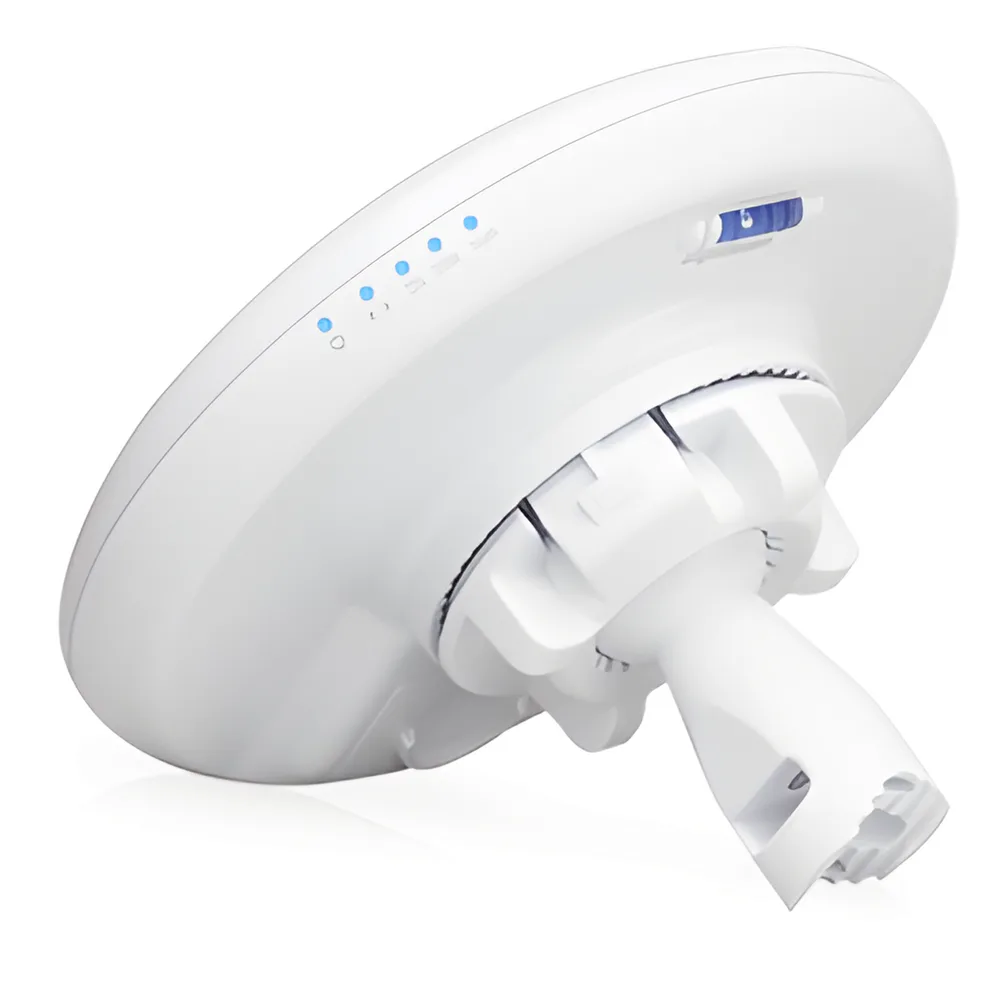 Radio airMAX de alta capacidad, hasta 1 Gbps en 60 GHz con failover en 5 GHz, con antena integrada de 17.2 y 10 dBi respectivamente – vista 4