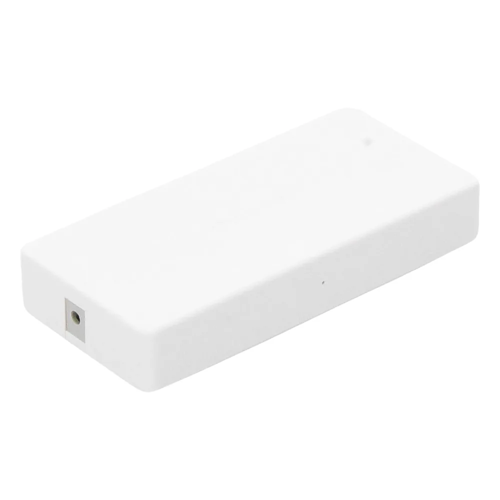 Switch NO Administrable / Para escritorio / 8 puertos 10/100 Mbps / Diseño Compacto / Plug and Play – vista 3