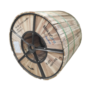 Carrete de 4 km de Fibra Óptica Aérea Figura 8 G.652D, Monomodo de 24 Hilos, Exterior, Span 100, Loose Tube